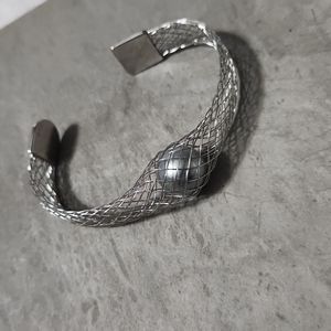 Wire Bracelet